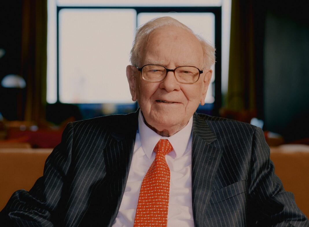 Buffett Passes Berkshire Chairman Role to Son Howard in Historic Succession