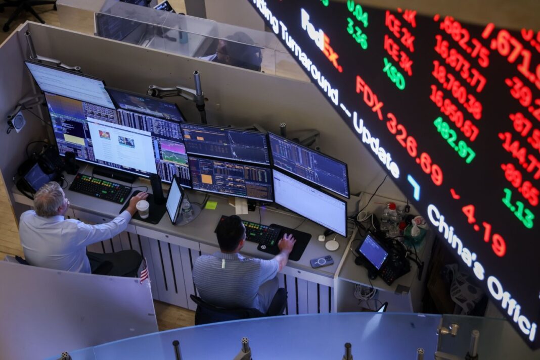 Stock Market’s Breezy Summer Fades. Volatility and Fed Risks Return.