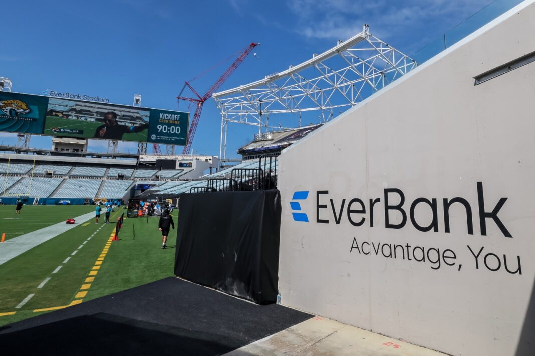 EverBank and WaFd Merge to Form $75 Billion Regional Banking Powerhouse