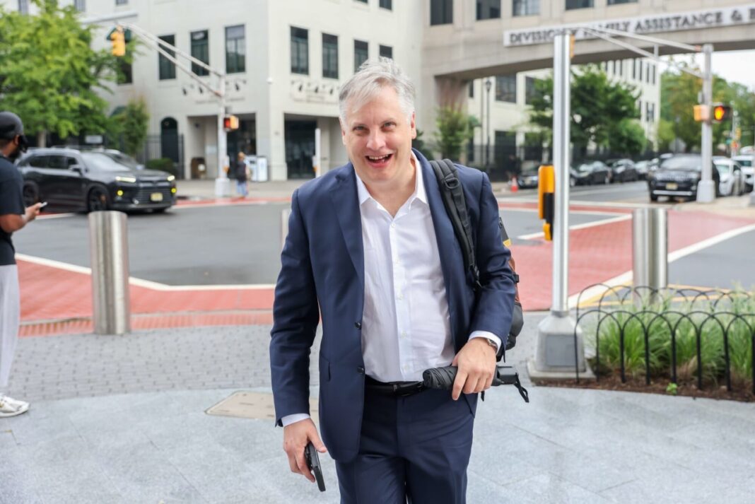 **Inside the Bitter Divorce Trial of Two Sigma’s Billionaire Co-Founder Over a Massive Fortune**