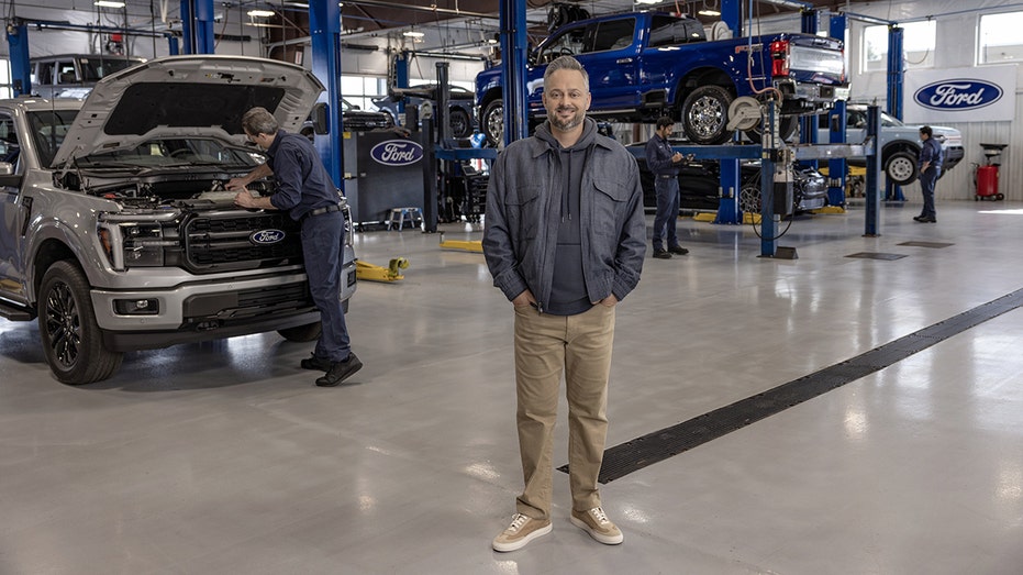 Comedian Nate Bargatze Reveals His Biggest Failing as a Car Owner While Taking on Surprising New Role With Ford