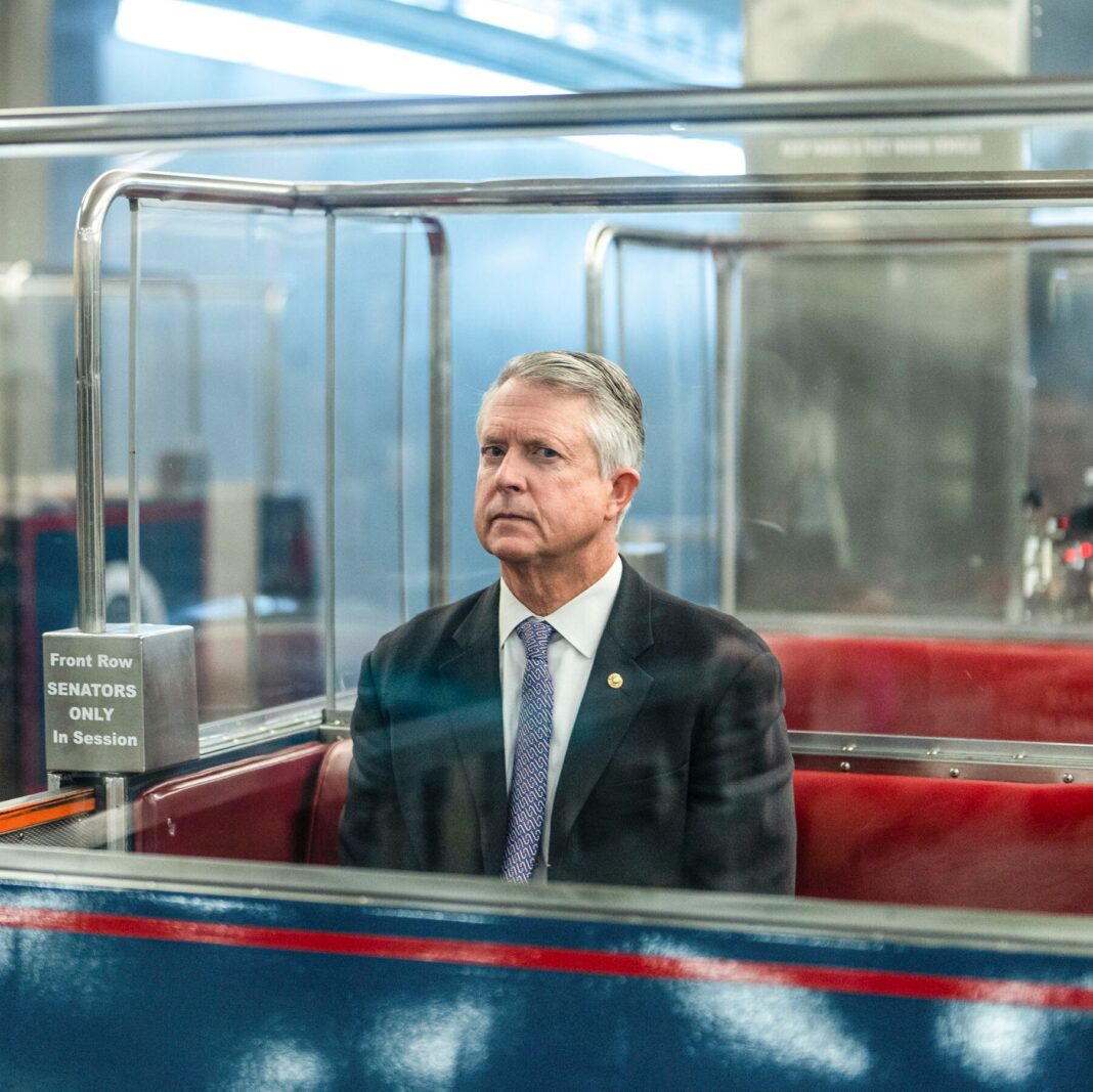 Senator Roger Marshall Settles 6-Year-Old Bakery Campaign Debt After Viral Social Media Outcry