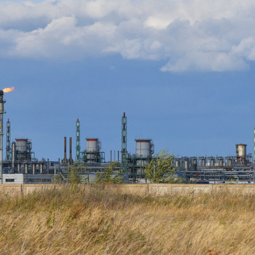 U.S. Weighs Letting Russia Sell More Gas to Europe in Ukraine Peace Push