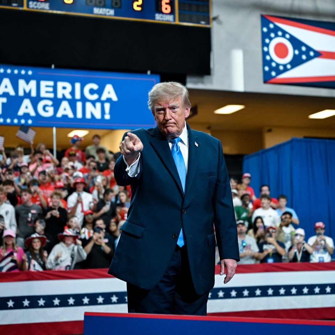 At Trump’s Midterm Rallies, Loyal Crowds and a Strategy of Energy Over Persuasion