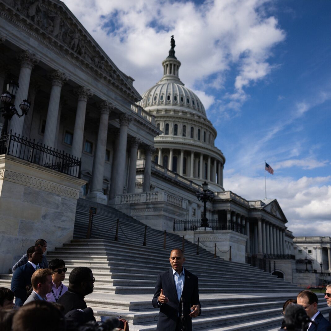 Democrats Face a Midterm Money Crunch: Play Defense or Go on Offense?