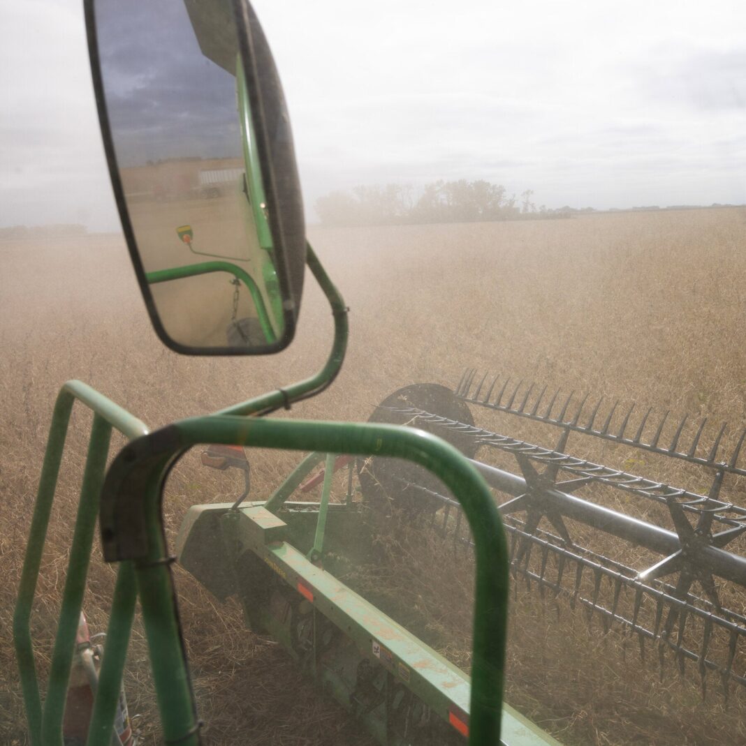 Iowa’s GOP Grip Tested: Rising Diesel Costs and Trade Turmoil Threaten Republican Stronghold