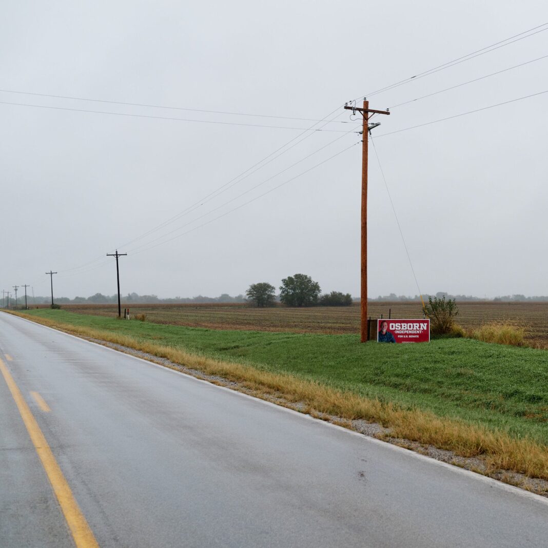 Pete Ricketts’s Billionaire Wealth Puts Economic Class at the Center of Nebraska’s Senate Race
