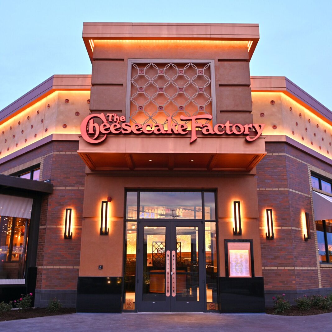 What the Cheesecake Factory’s Designer Really Thinks About Obama and Trump’s Décor Jabs
