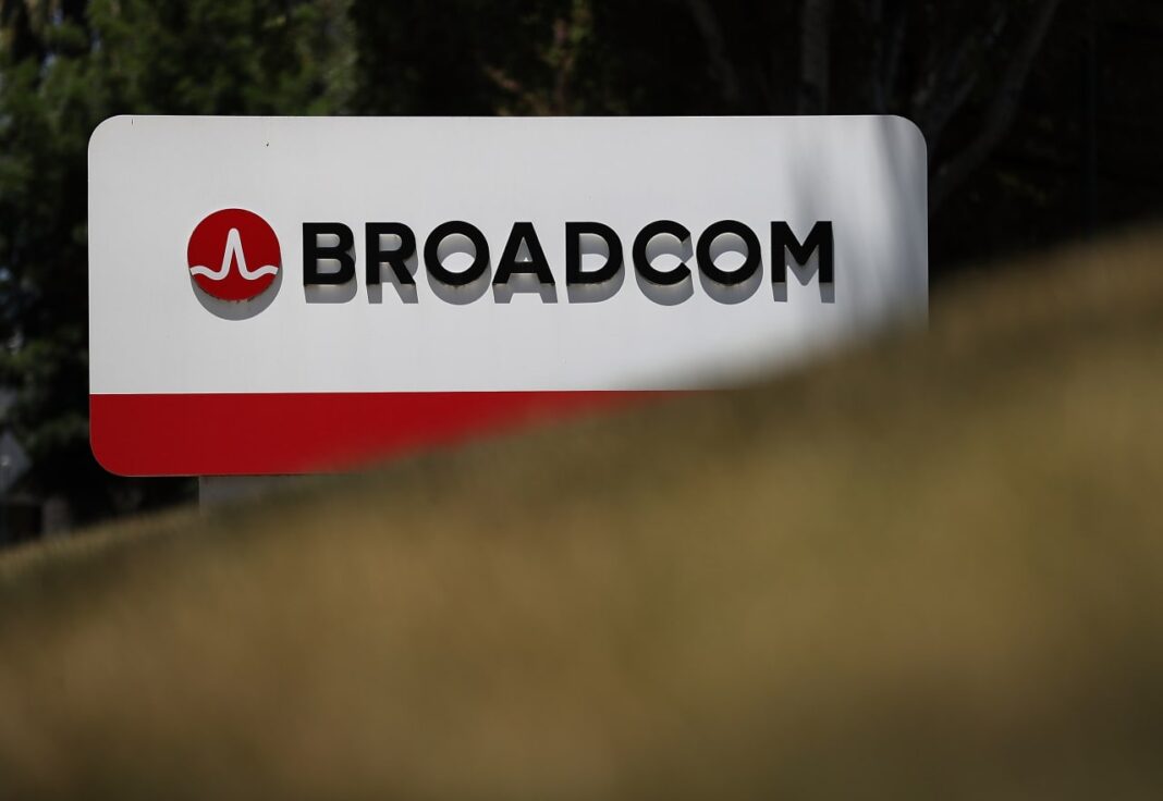 Buy these 2 stocks as the best plays on Google’s massive cloud spending, analyst says