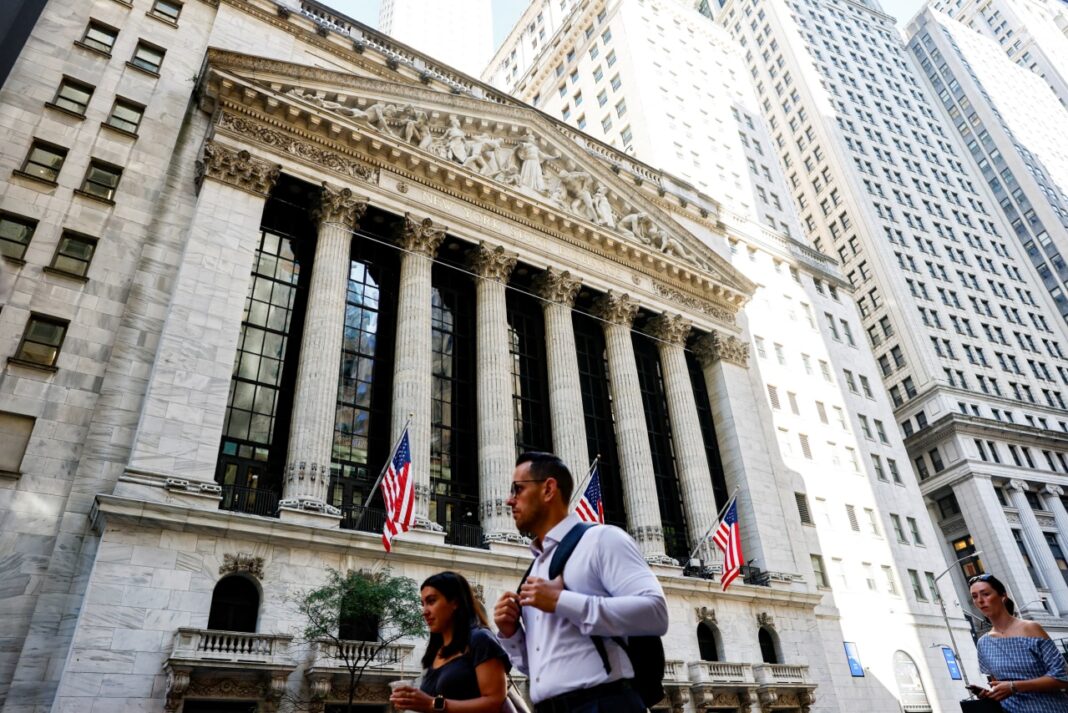 Retail Traders Flood Back Into Single-Stock Options as Risk Appetite Nears 2021 Levels