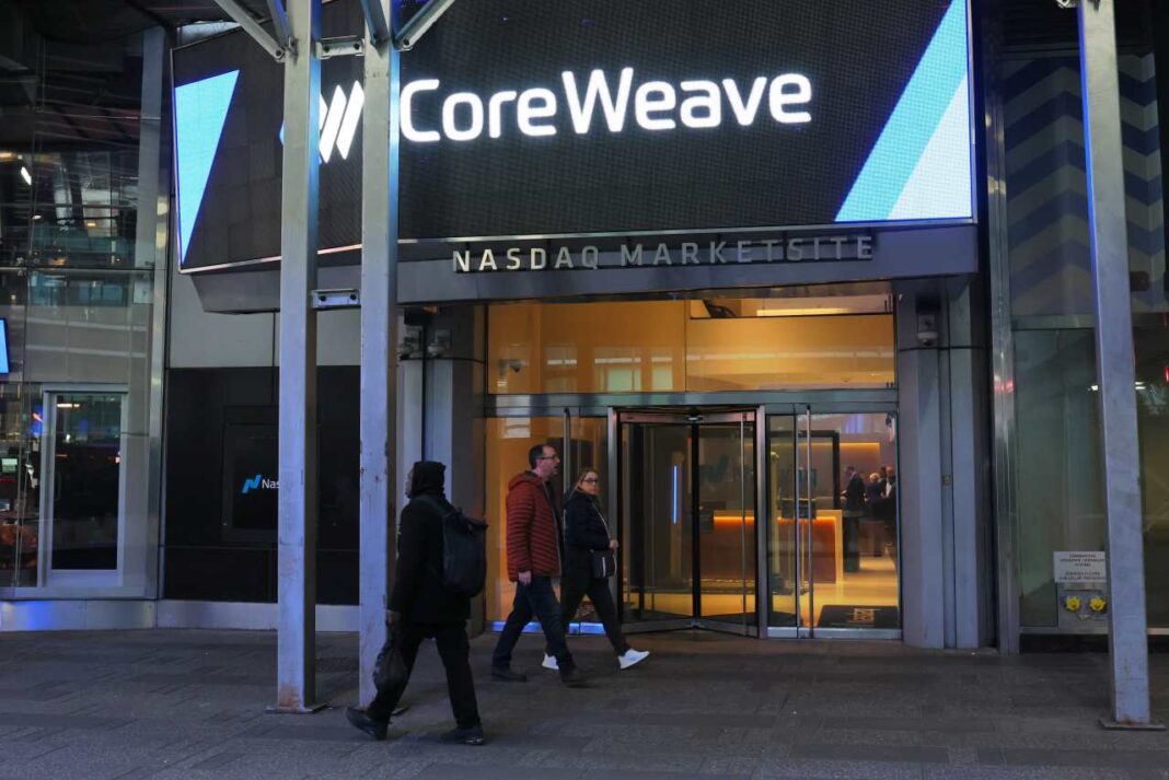 CoreWeave Stock Rebounds as Wall Street Clashes Over AI Spending and Debt Risks